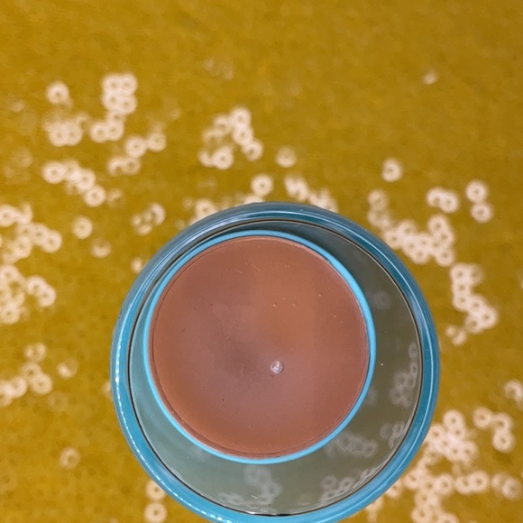 “60-Tan Cool” Complexion Stick - Picture 4 of 4